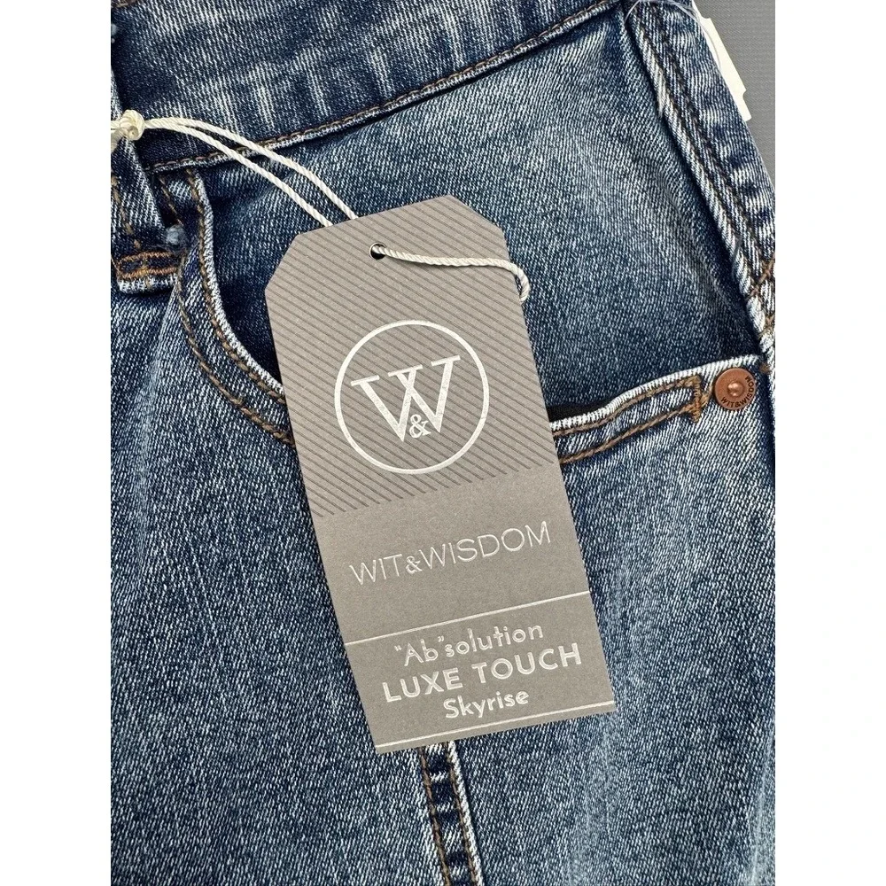 Wit & Wisdom‎ Skyrise Round Up Seamed Wider Leg Jeans Mid Blue Artisinal Size 4